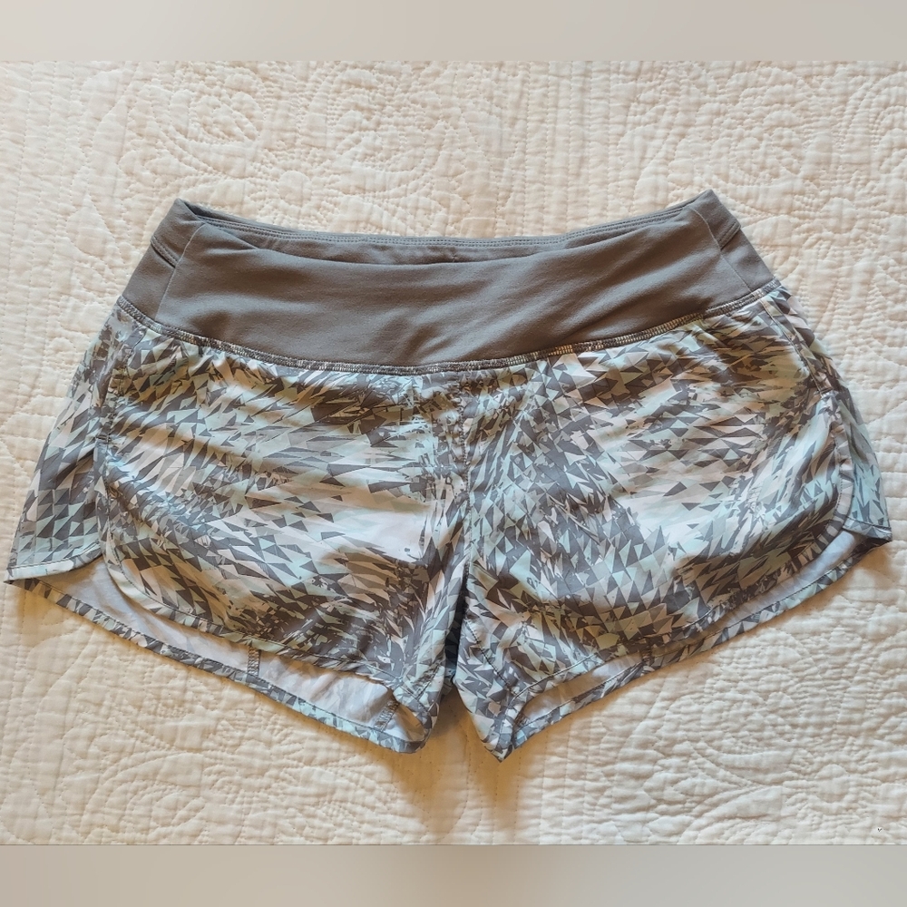 Nike Dri-Fit Running Shorts In Gray Geometric Print